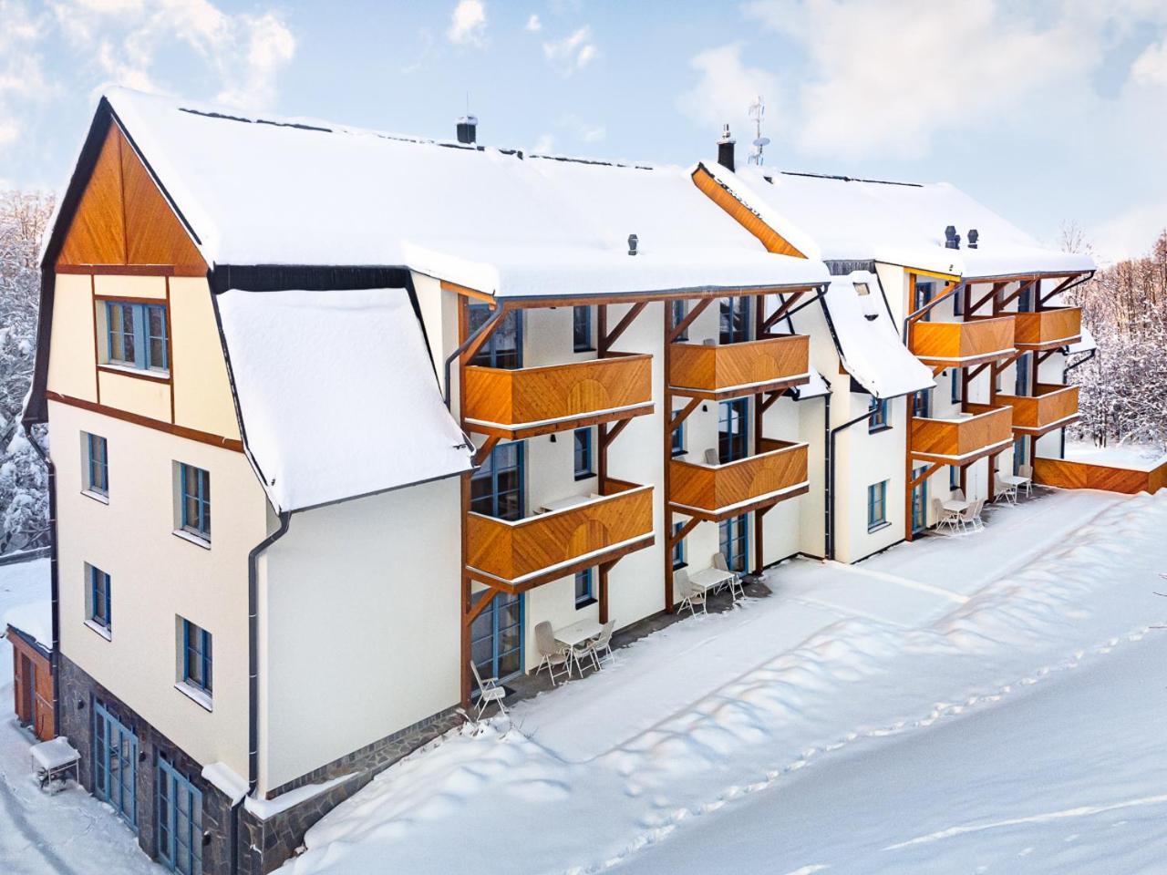 Hotel Edvard Frenštát pod Radhoštěm Exterior foto